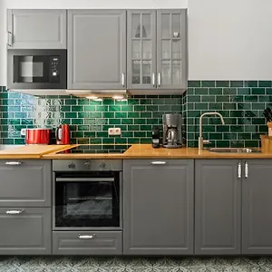 Apartment The Tieckstr Loft For Up To 7 People With 2 Bathrooms, Berlin